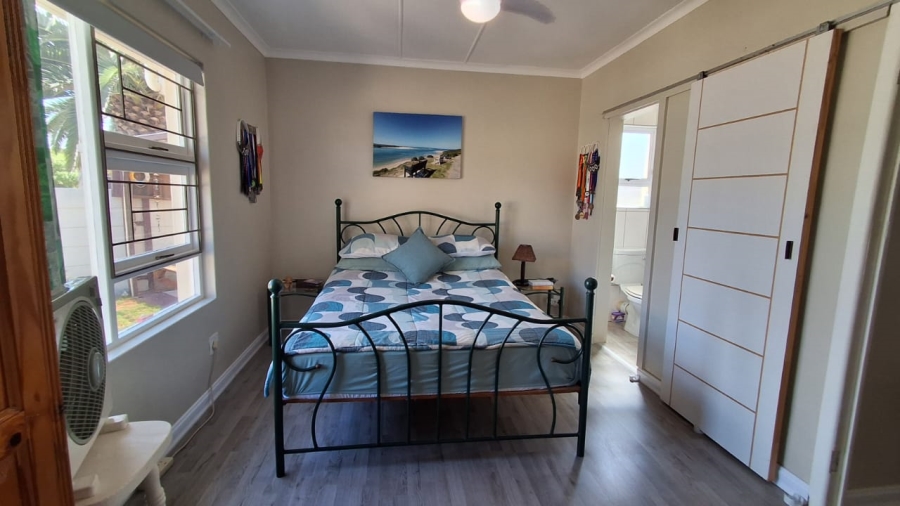 3 Bedroom Property for Sale in Stilbaai Wes Western Cape